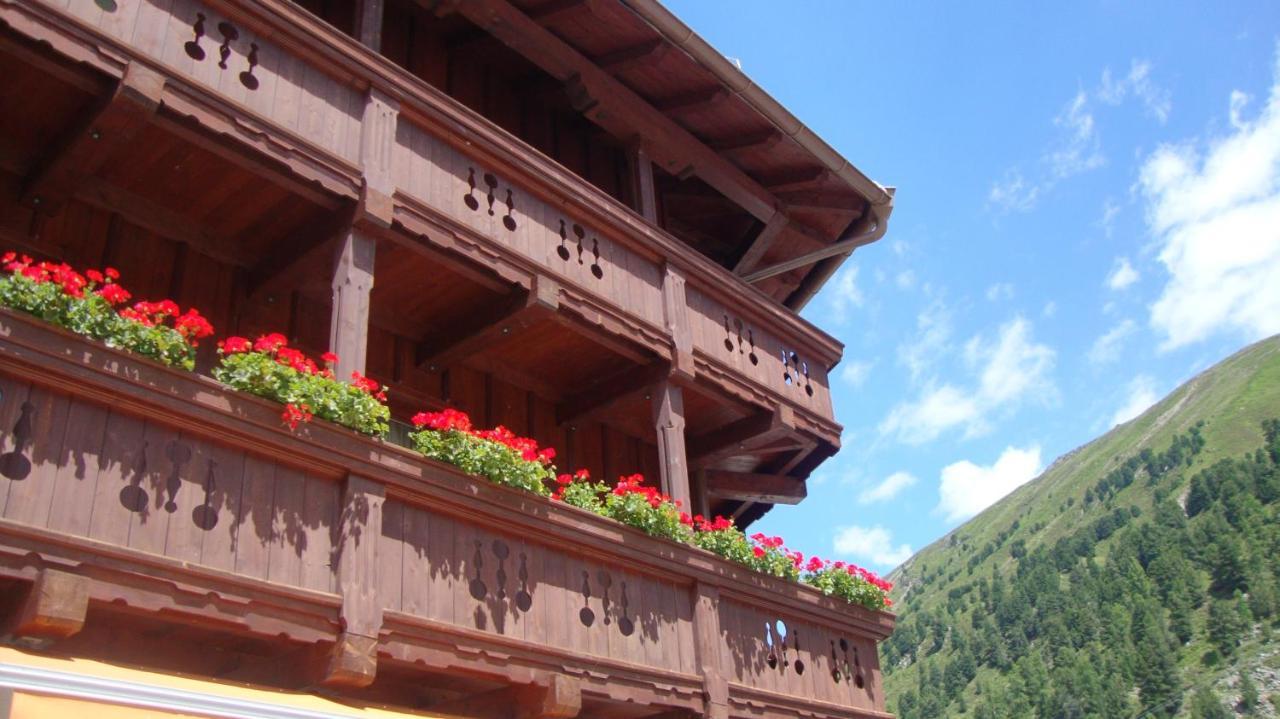 Hotel Garni Pirchhuett Obergurgl Esterno foto