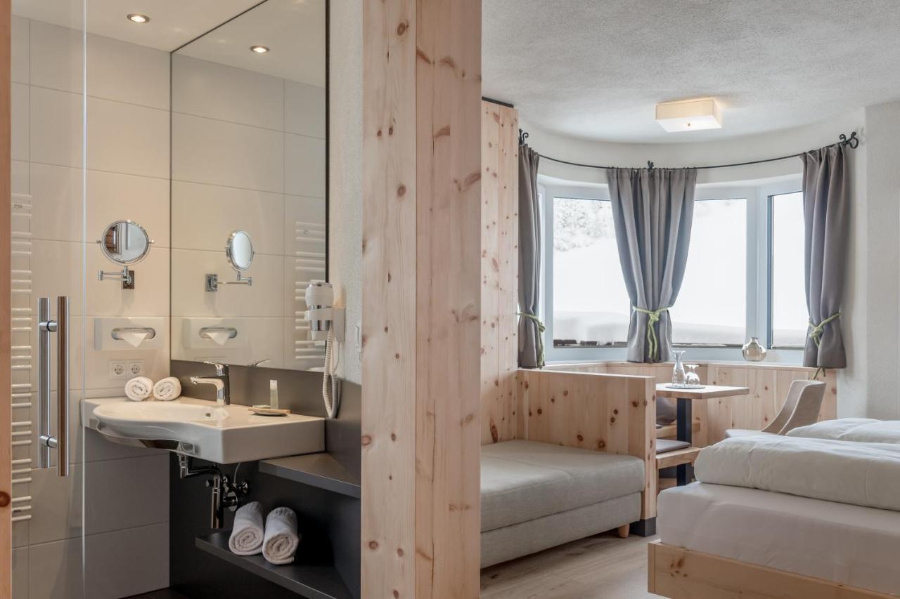Hotel Garni Pirchhuett Obergurgl Esterno foto